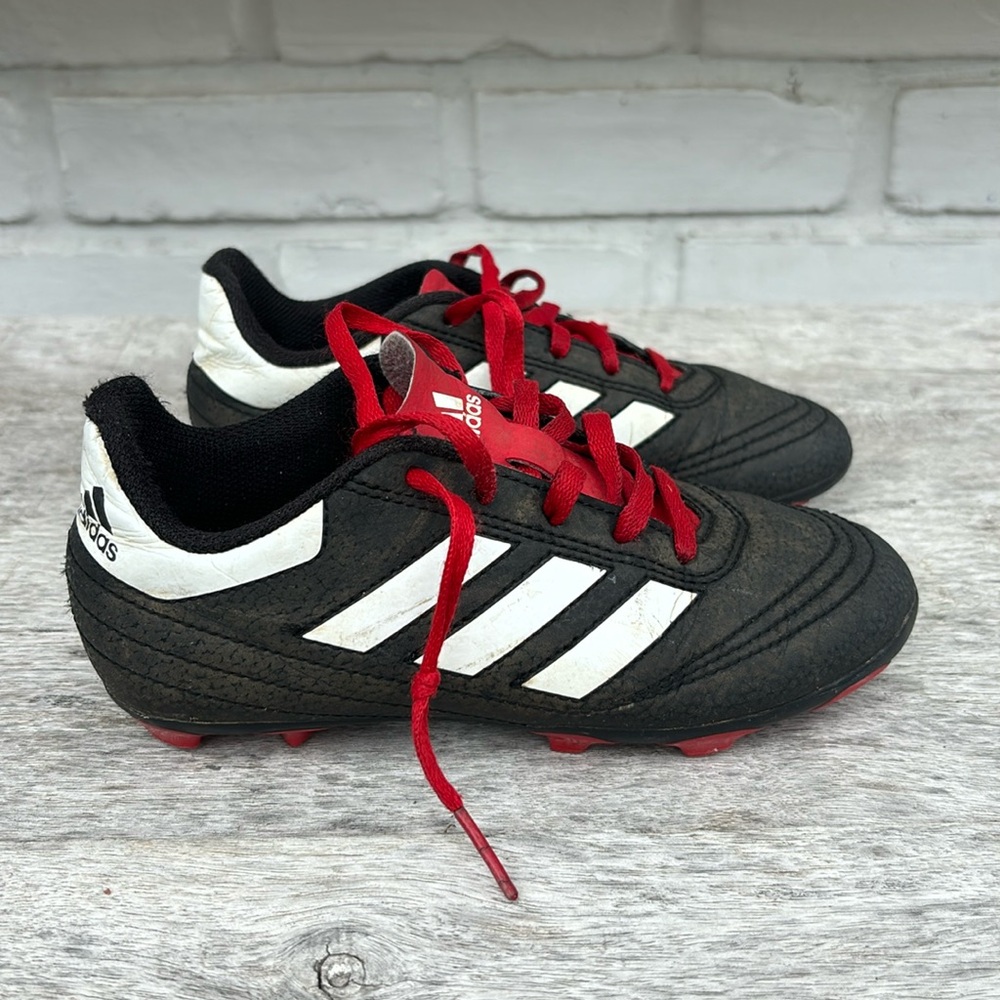 Adidas 13k soccer cleats